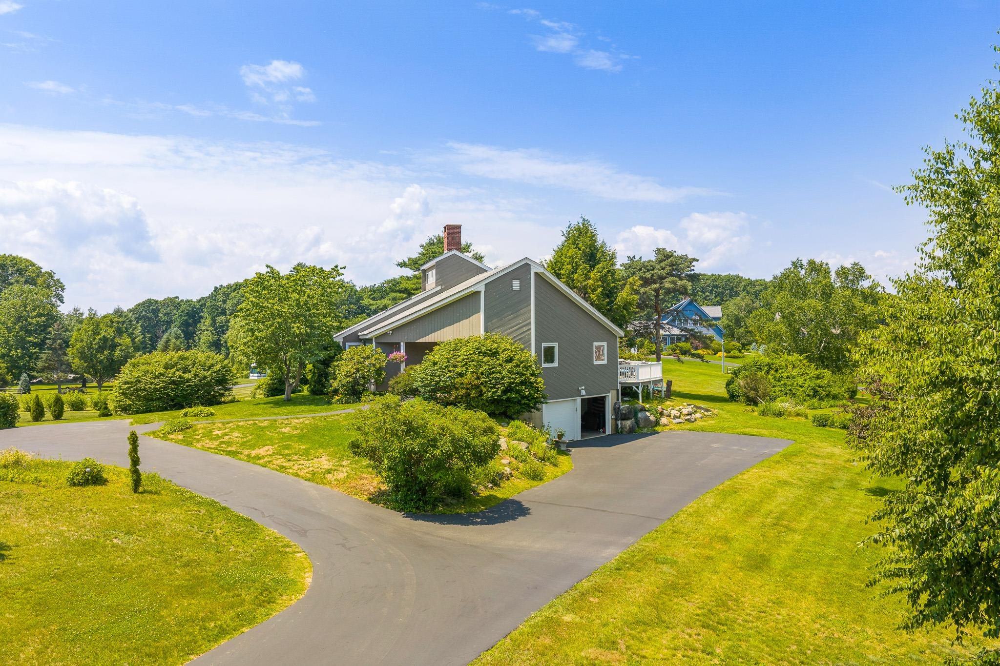 6 Beacon Hill Road