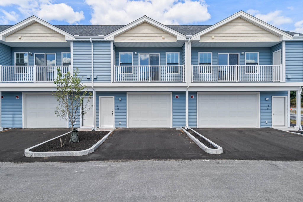 Photo of 1 Tanager Circle #1, Concord, NH 03303 (MLS # 5115016)