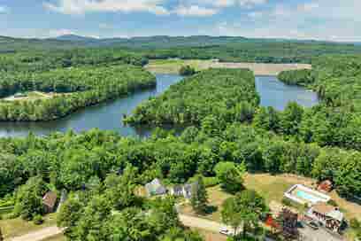 11 Lepage Road Franklin NH 03235
