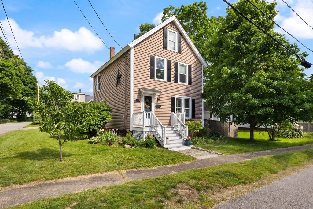 Photo of 14 Harvard Street, Exeter, NH 03833 (MLS # 5091751)