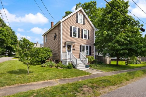 Photo of 14 Harvard Street, Exeter, NH 03833 (MLS # 5091751)