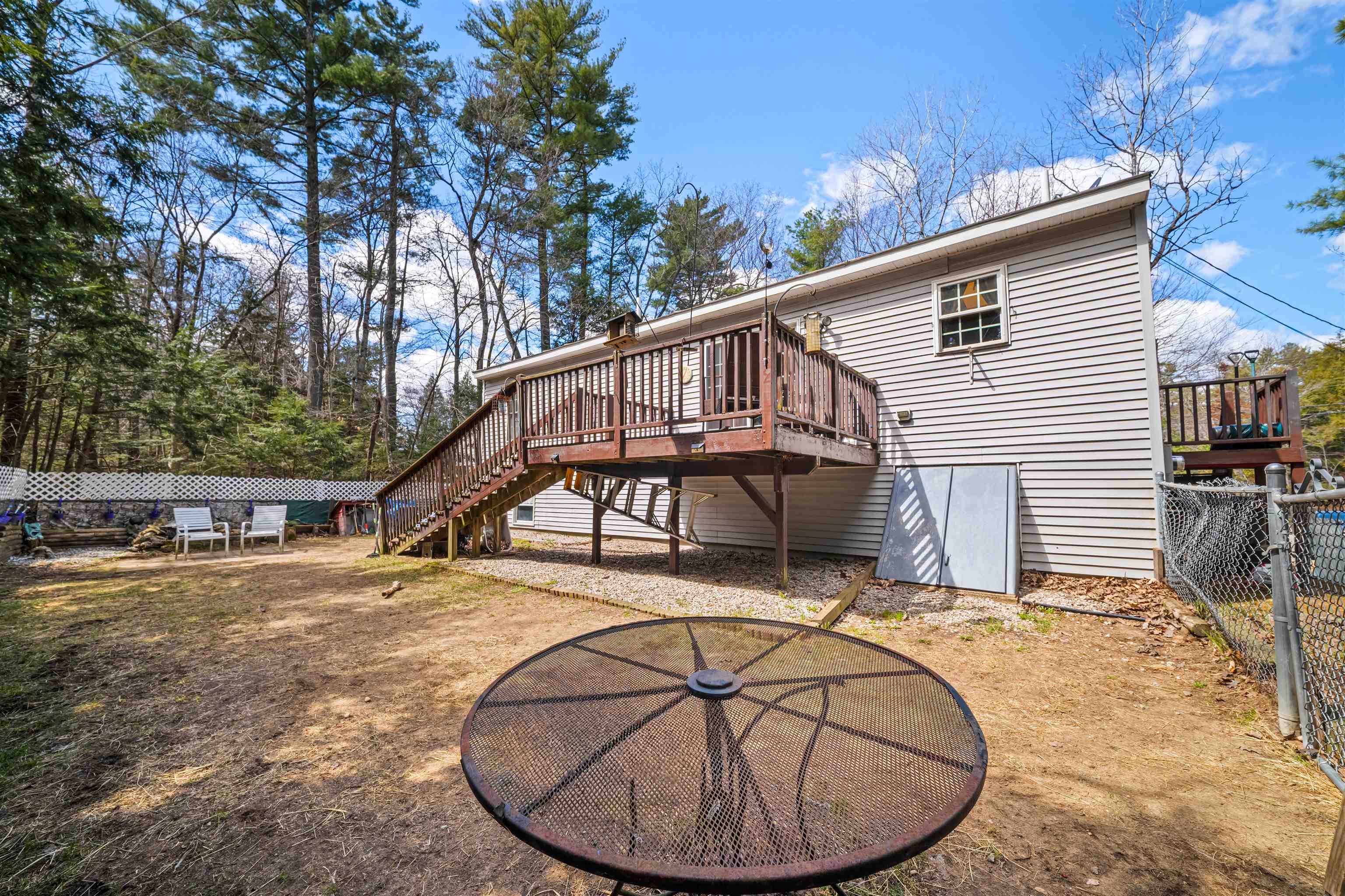 1223 Suncook Valley Road