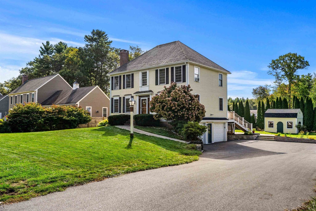 Photo of 10 Border Winds Avenue, Seabrook, NH 03874 (MLS # 5111399)