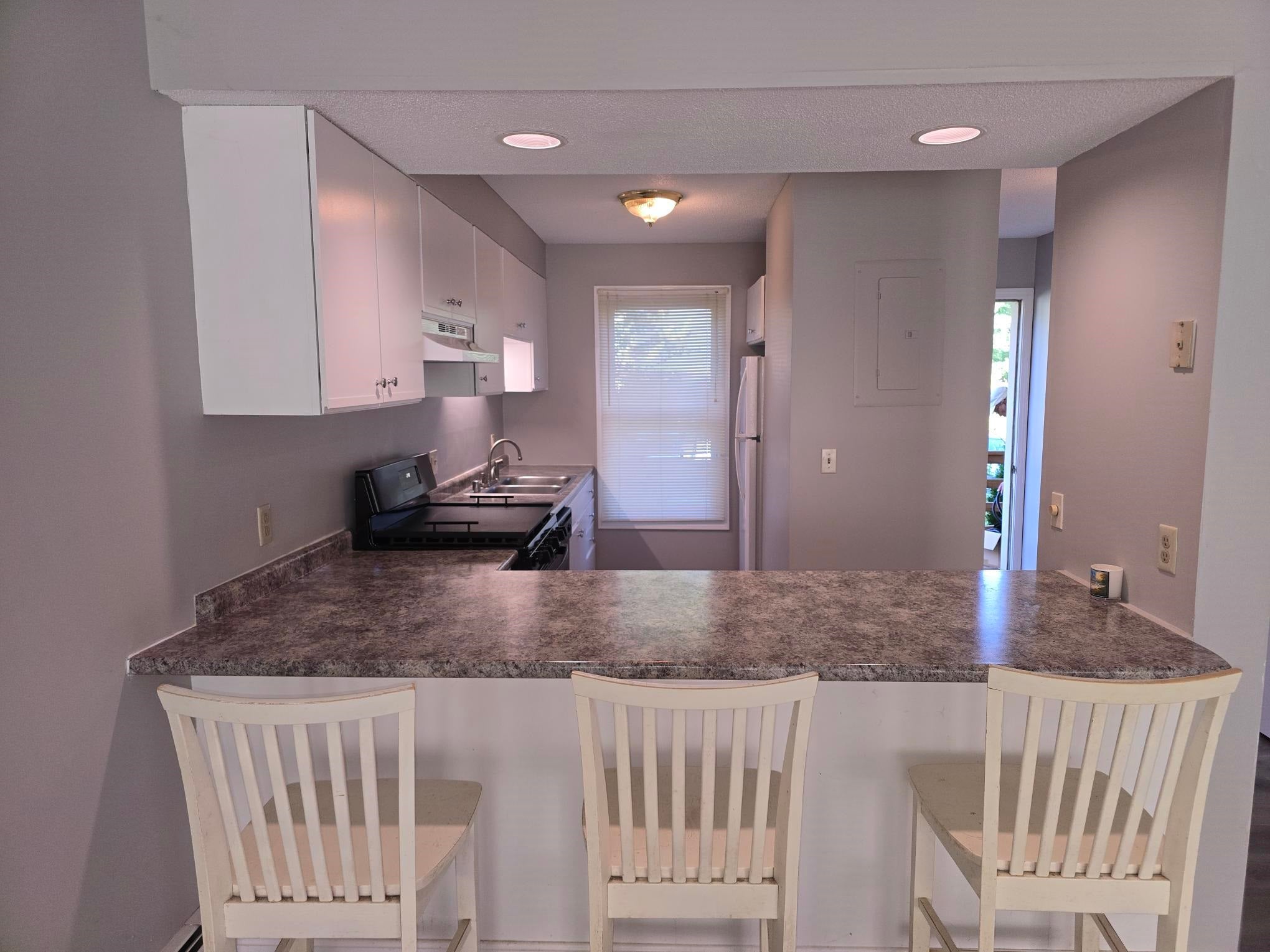 33 Marsten Lane 154