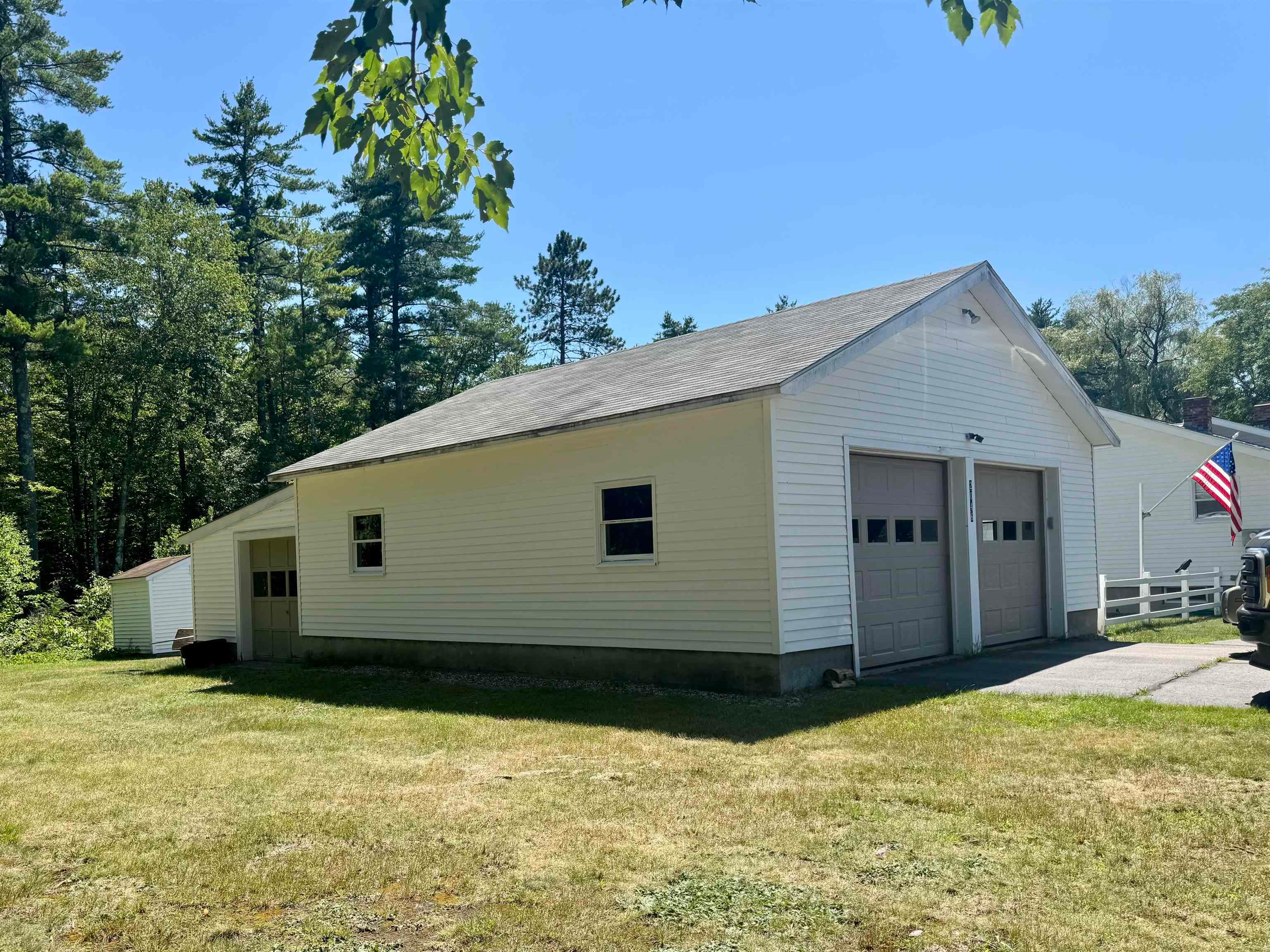 2046 Village Road