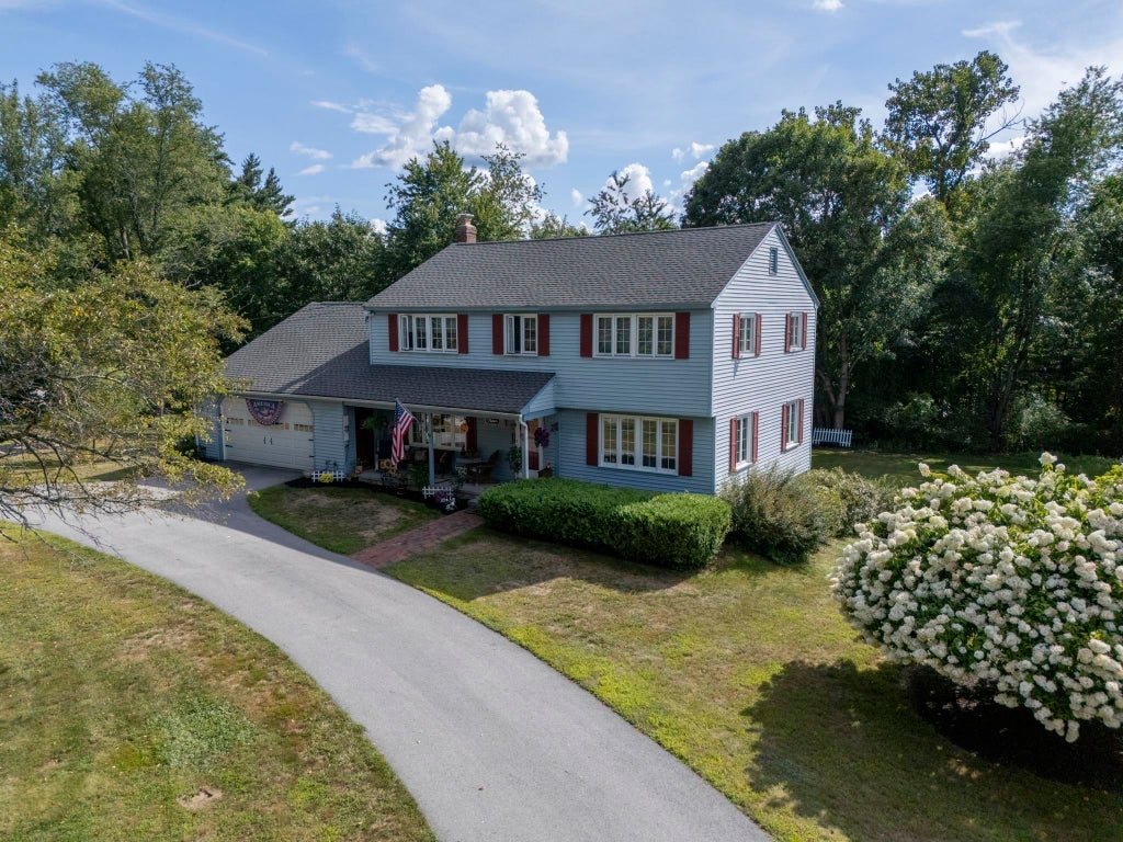 Photo of 64 Peaslee Road, Merrimack, NH 03054 (MLS # 5110139)