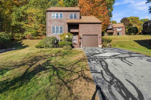 Photo of 19 Gloucester Lane, Nashua, NH 03063 (MLS # 5115629)