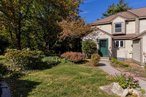 Photo of 10 Surrey Run, Dover, NH 03820 (MLS # 5113300)