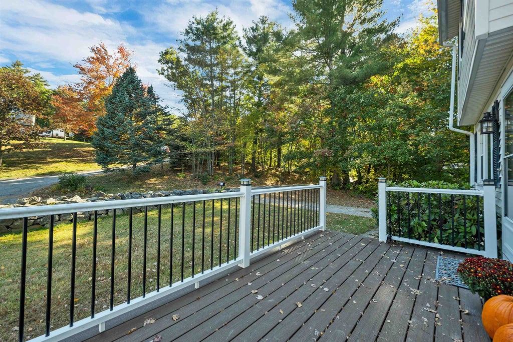 Photo of 186188 Granite Street, Allenstown, NH 03275 (MLS # 5113676)