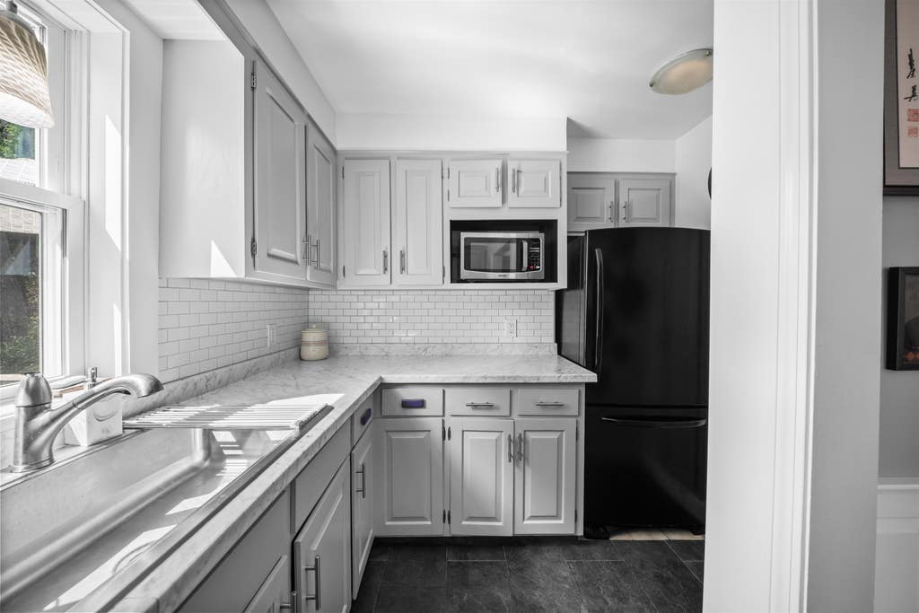 Photo of 13 Railroad Avenue, Rochester, NH 03839 (MLS # 5104947)