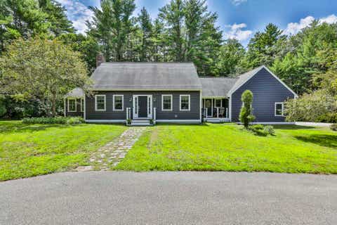 Photo of 54 Oak Hill Road, Brookline, NH 03033 (MLS # 5104529)
