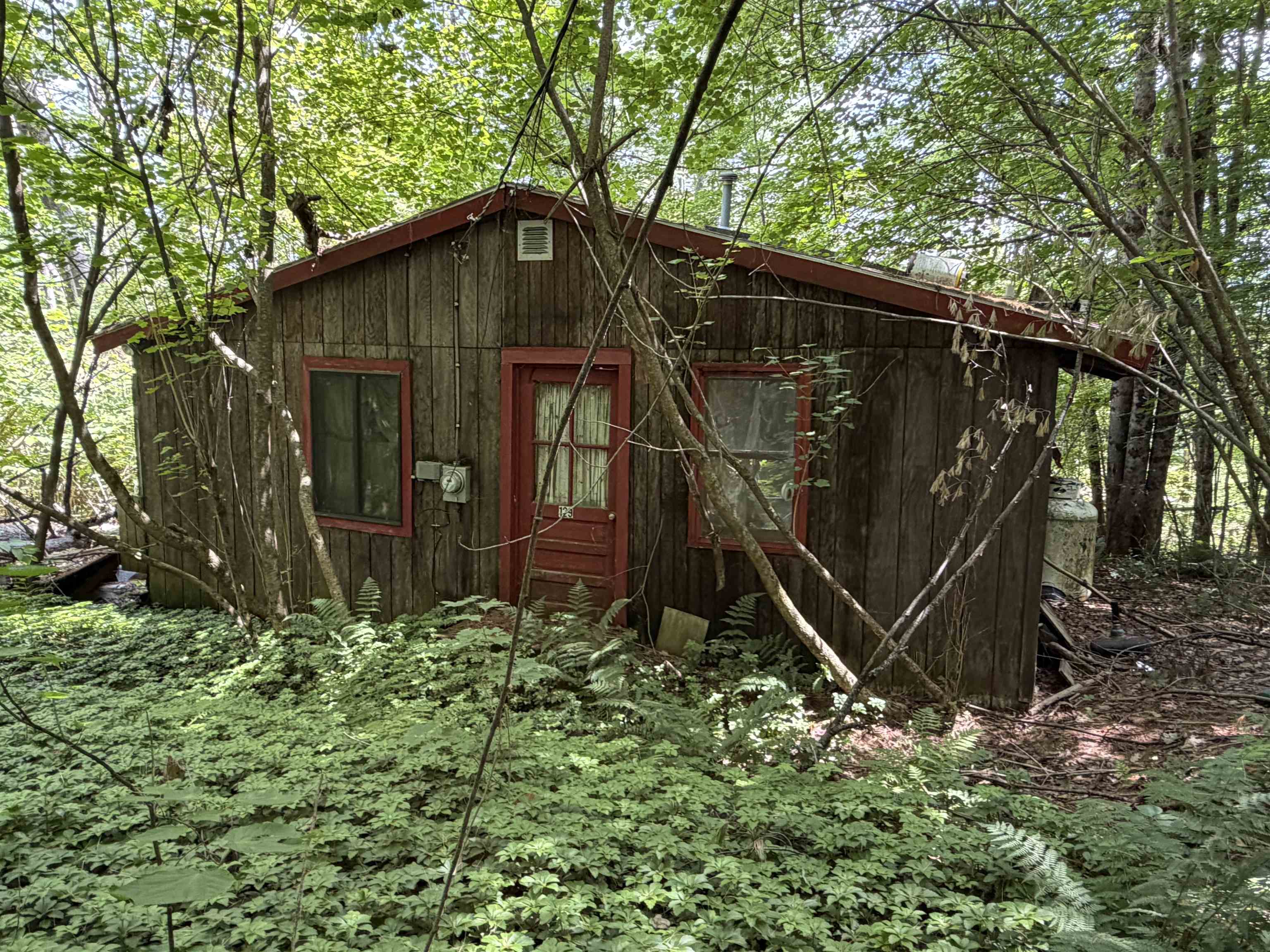 Photo 1 of 11 — 129 Hodge Hill Road, Lisbon, NH 03585
