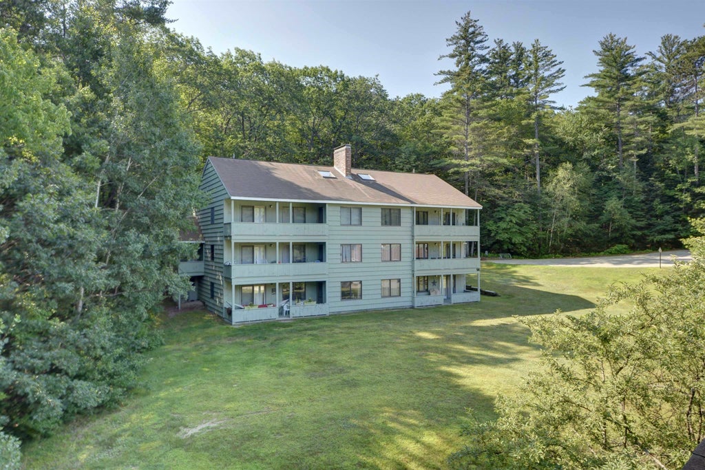 Photo of 14 Seasons at Attitash Road #E, Bartlett, NH 03812 (MLS # 5090541)