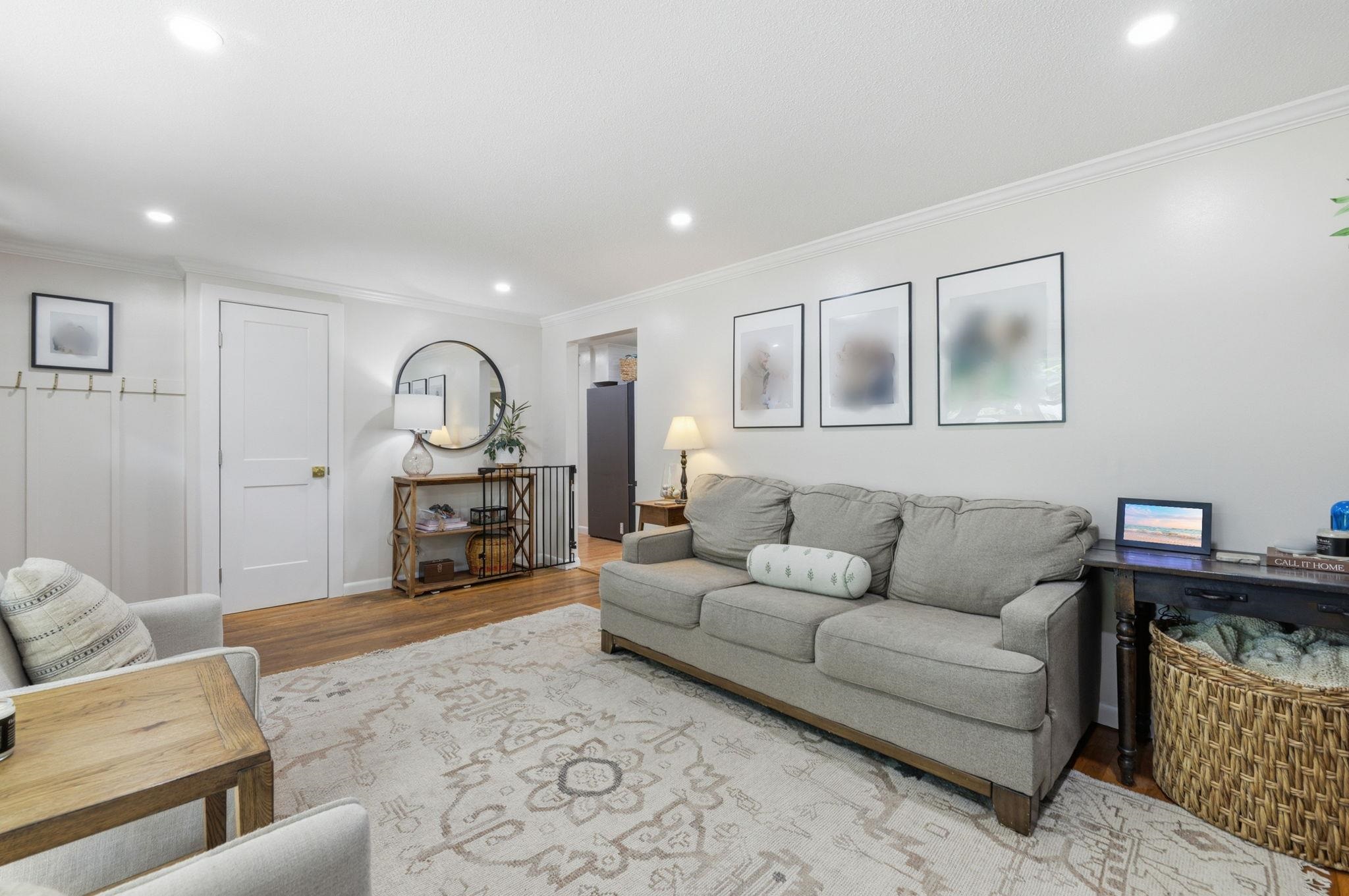 3 Sycamore Street
