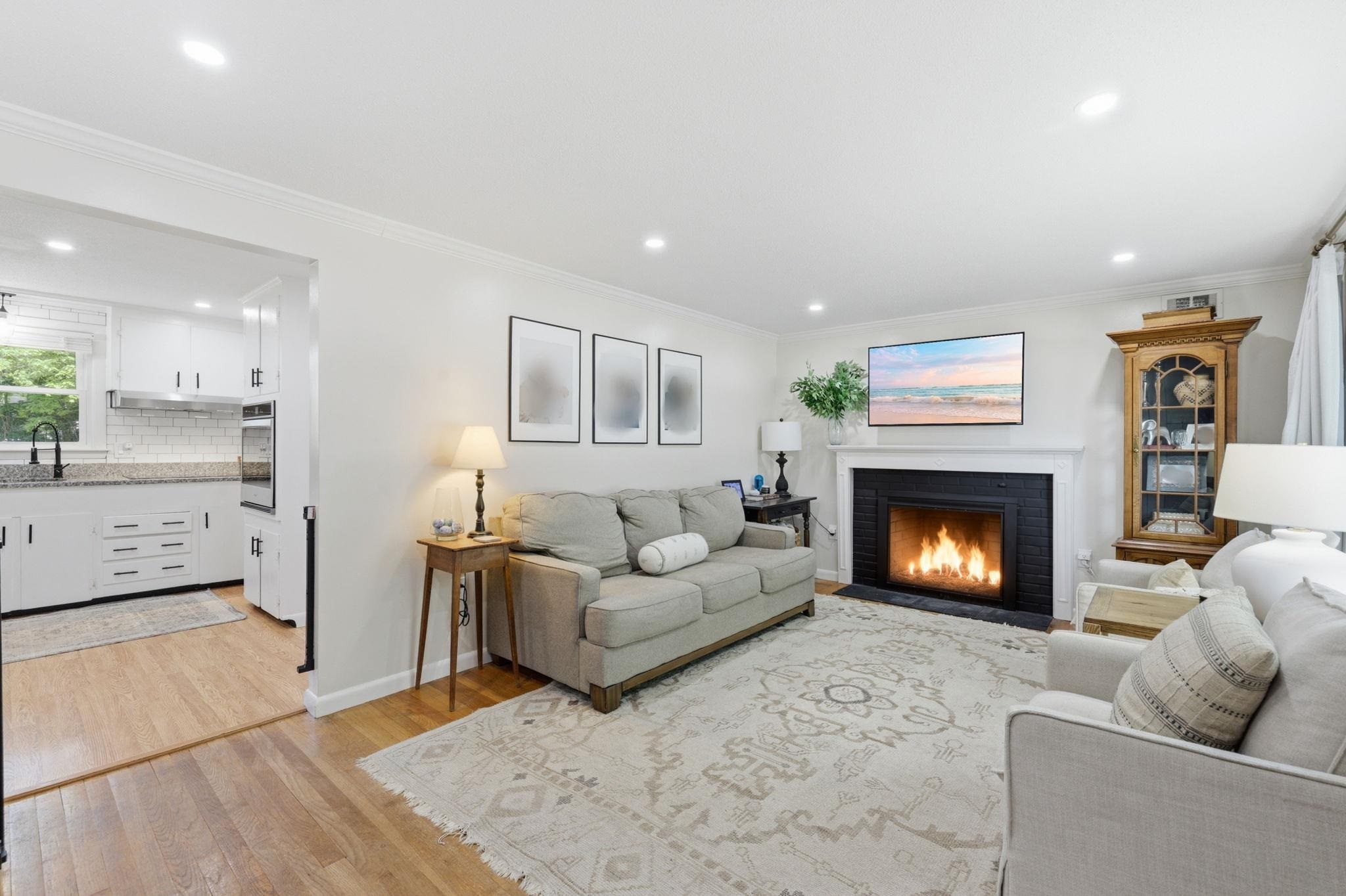 3 Sycamore Street