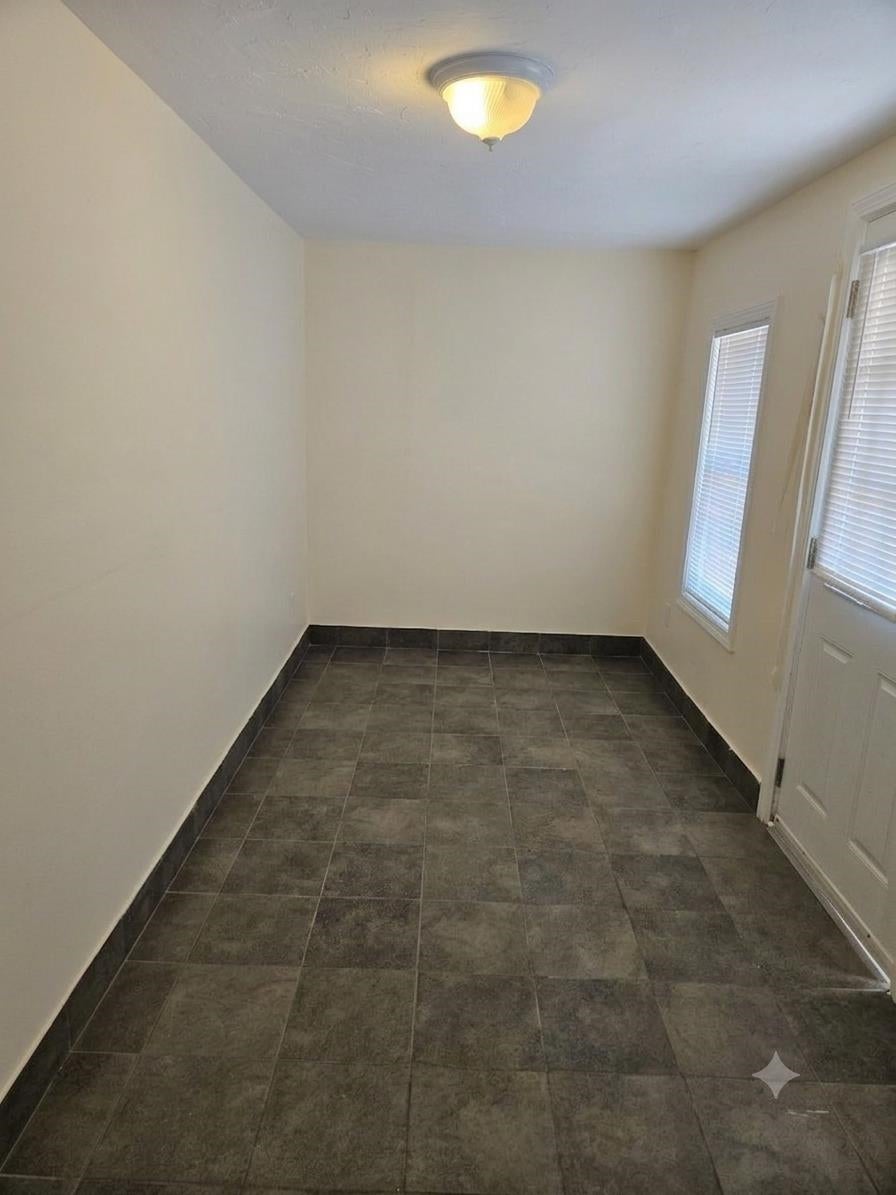 12 E Side Drive 1