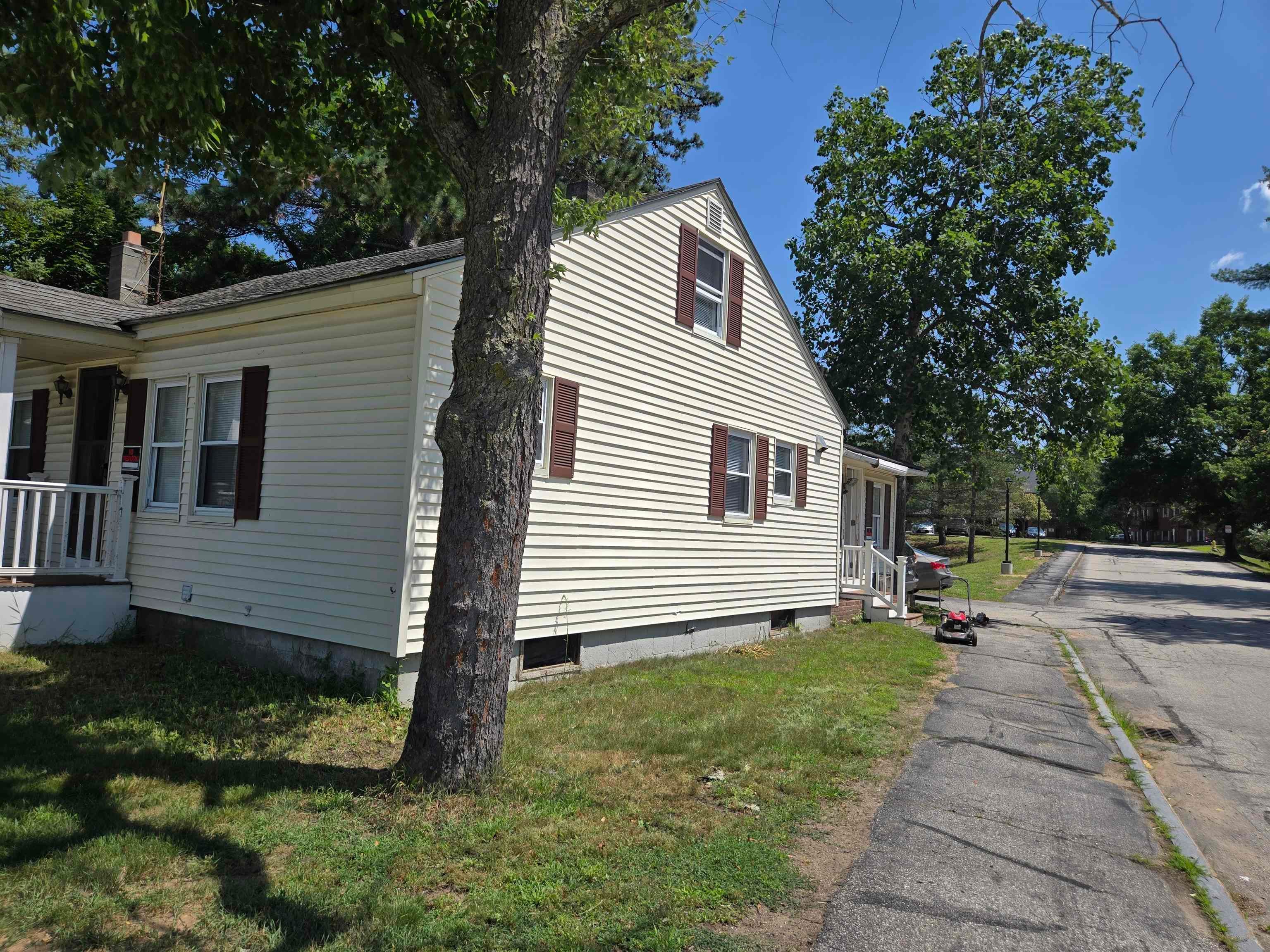 12 E Side Drive 1