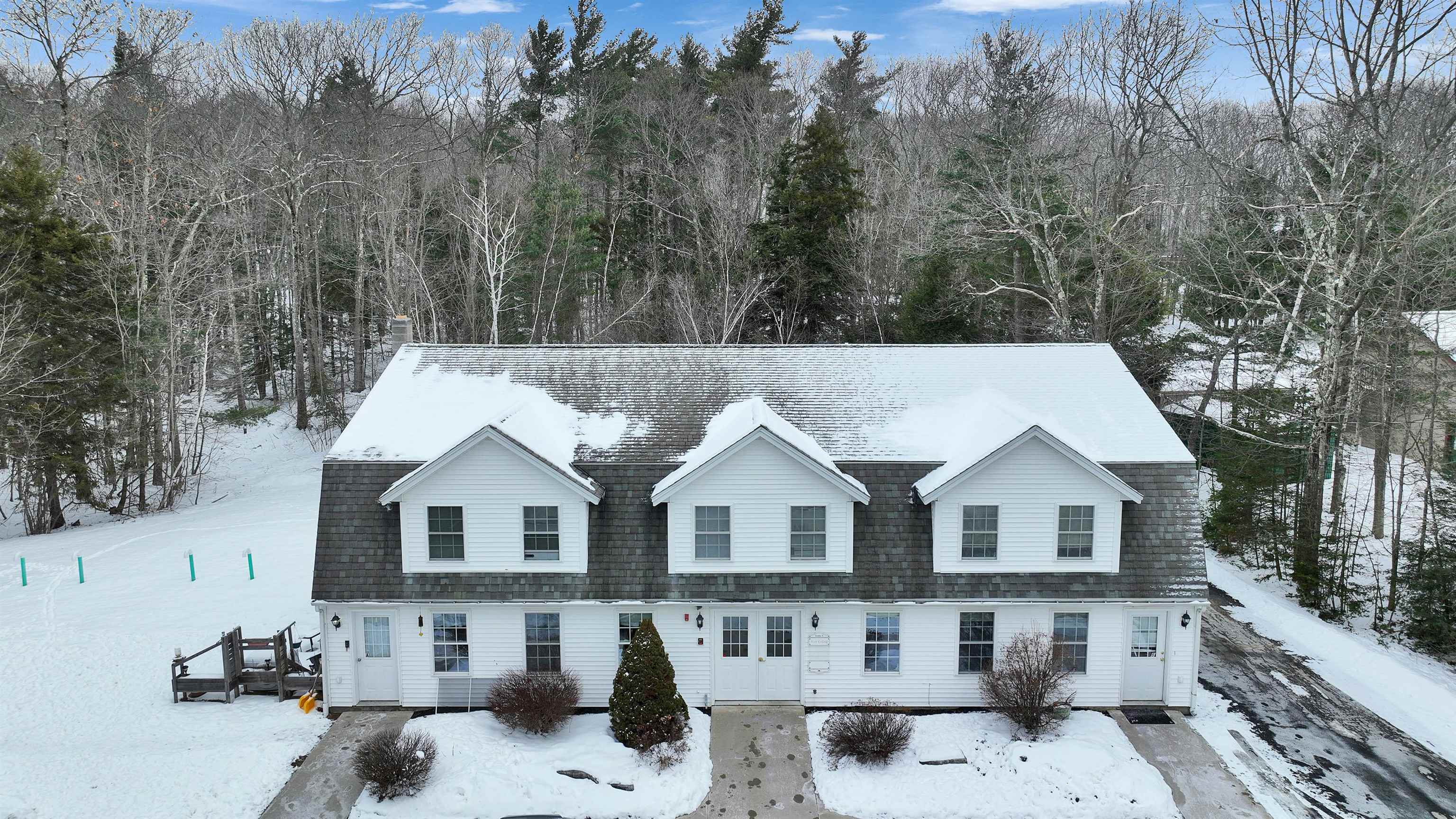 949 Turnpike Road