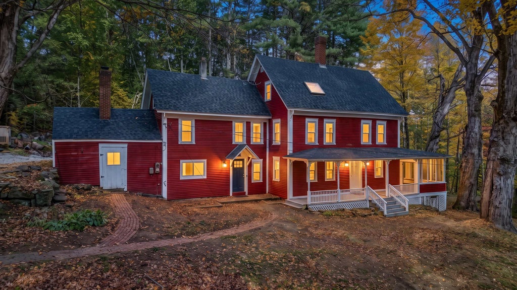 Photo of 51 Foothills Road, Sutton, NH 03273 (MLS # 5114218)