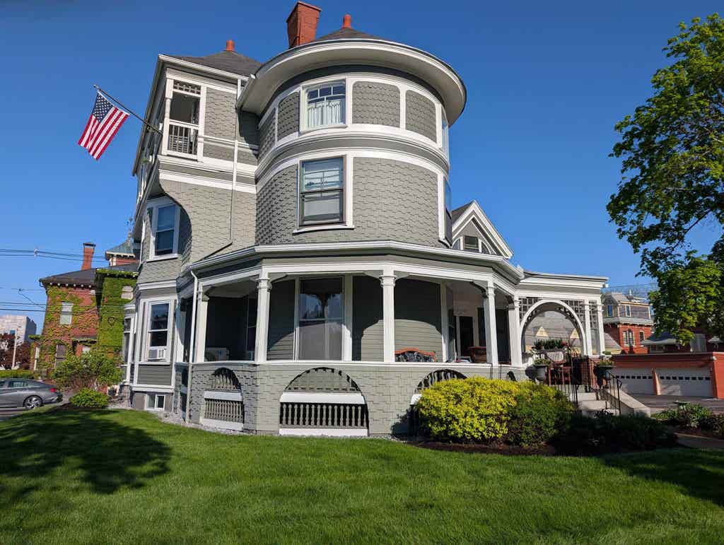 Photo of 84 Bay Street, Manchester, NH 03104 (MLS # 5095923)