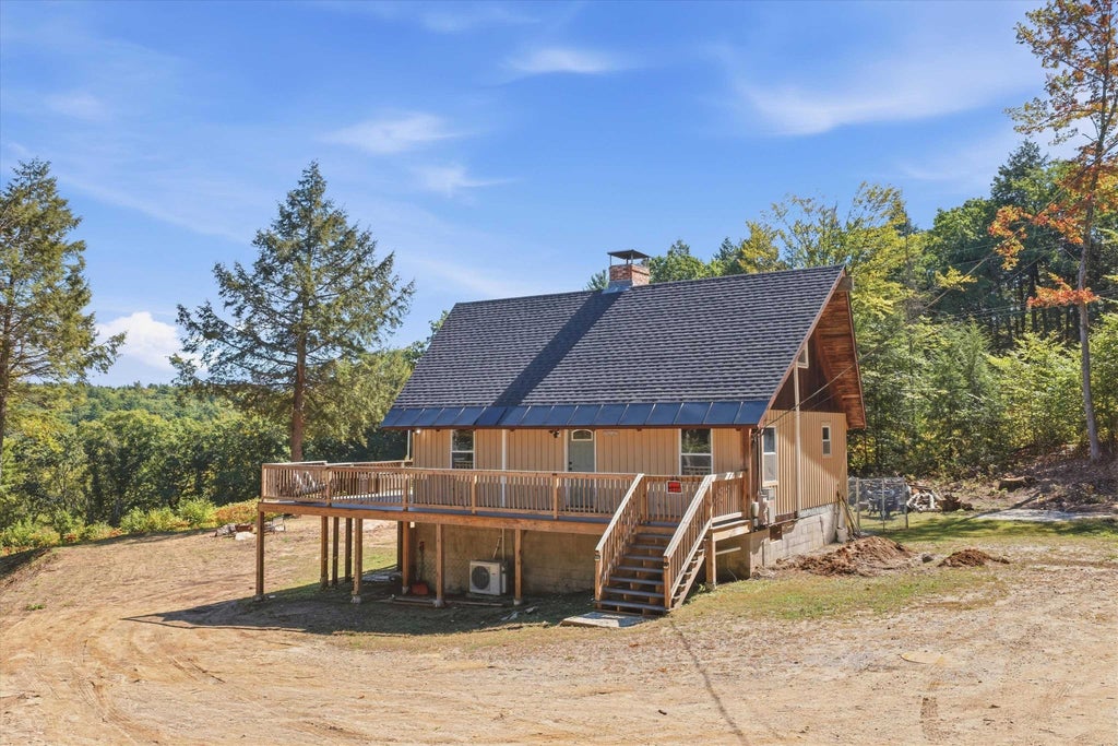Photo of 26 Algonquin Avenue, Antrim, NH 03440 (MLS # 5111576)