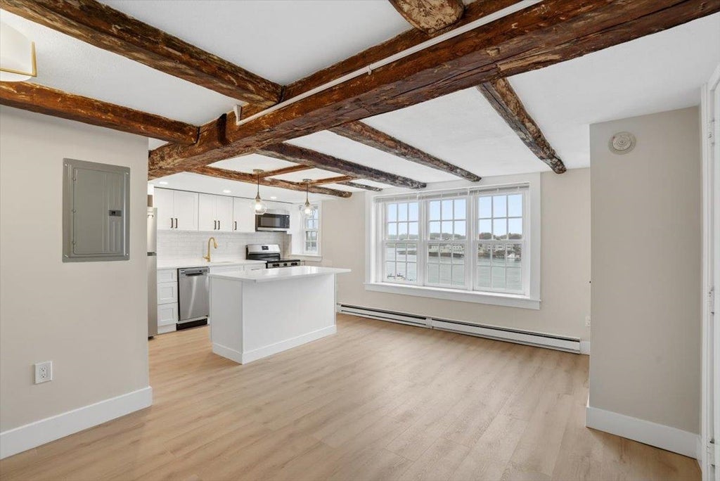 Photo of 101 Market Street #Apartment 3, Portsmouth, NH 03801 (MLS # 5114576)