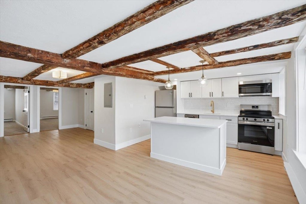 Photo of 101 Market Street #Apartment 3, Portsmouth, NH 03801 (MLS # 5114576)