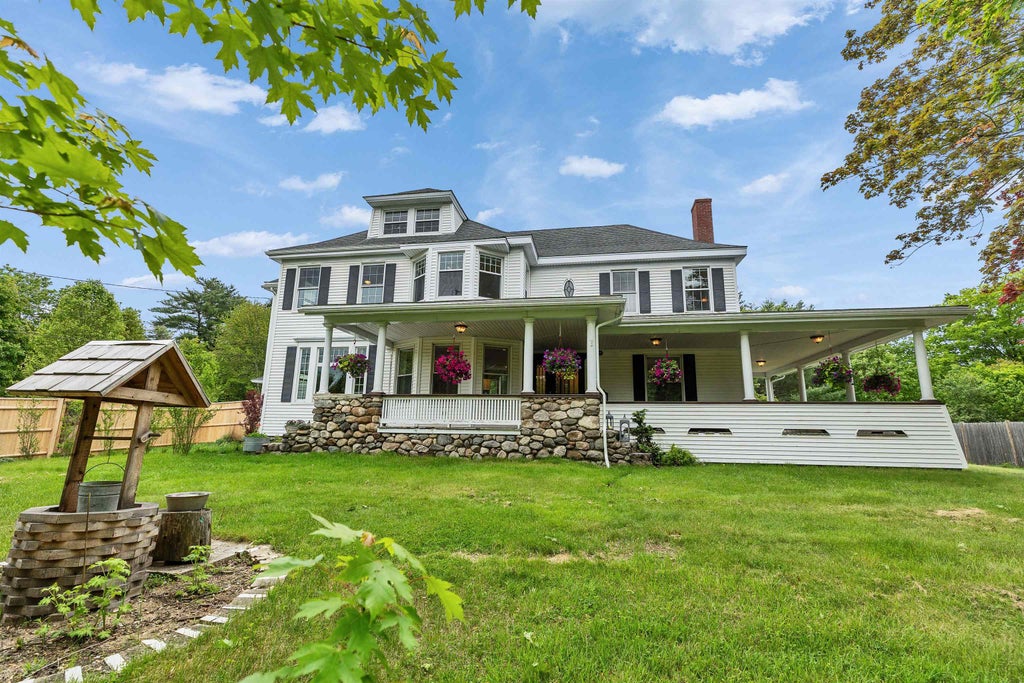 Photo of 120 S Mast Street, Goffstown, NH 03045 (MLS # 5111752)
