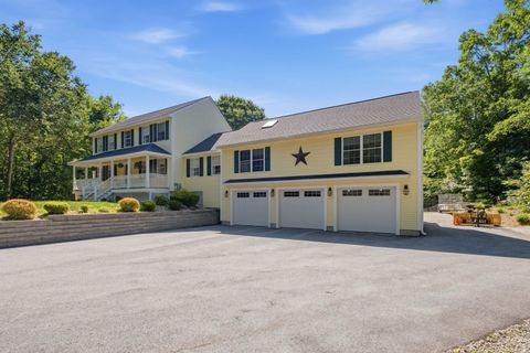 Photo of 125 Walnut Hill Road, Derry, NH 03038 (MLS # 5100069)