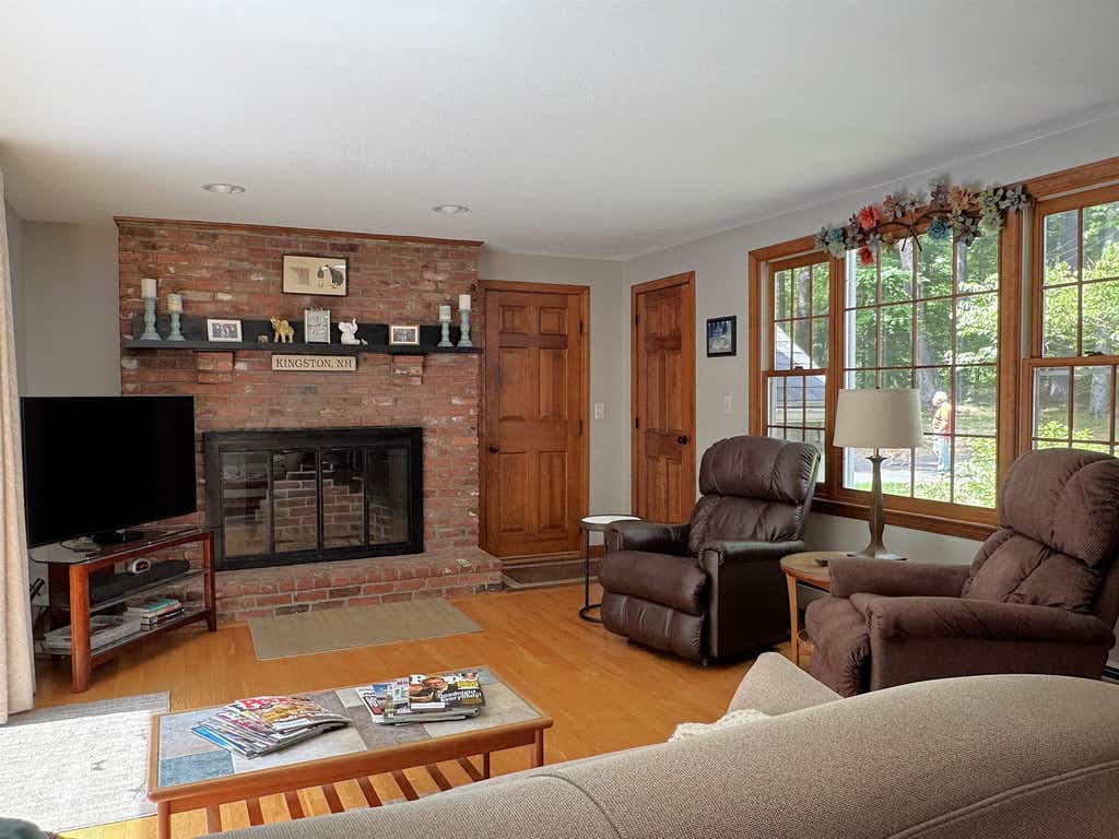 Photo of 4 Riverwood Road, Kingston, NH 03848 (MLS # 5092511)