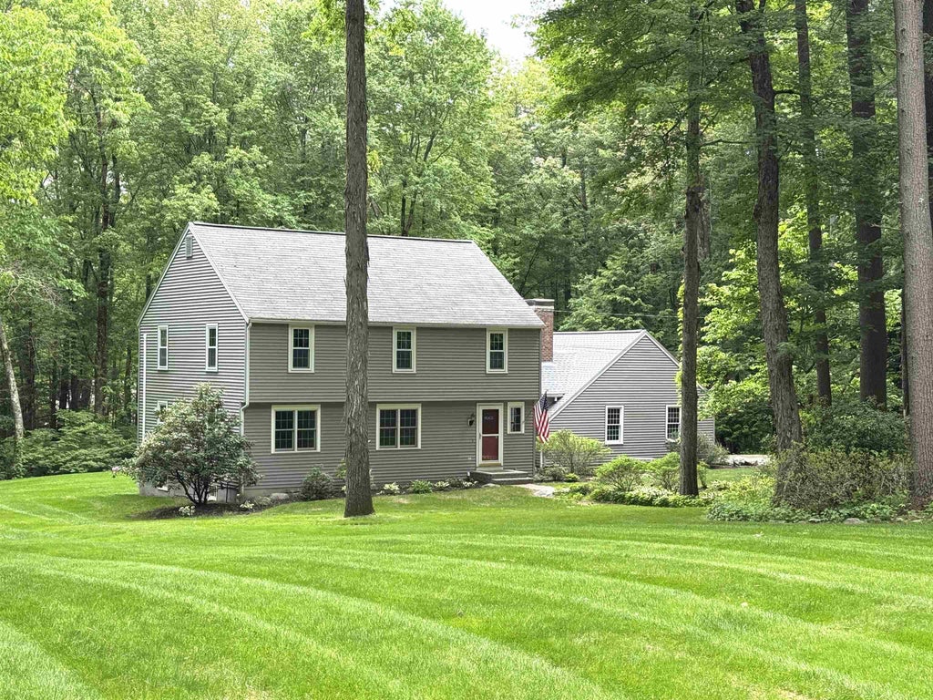 Photo of 4 Riverwood Road, Kingston, NH 03848 (MLS # 5092511)