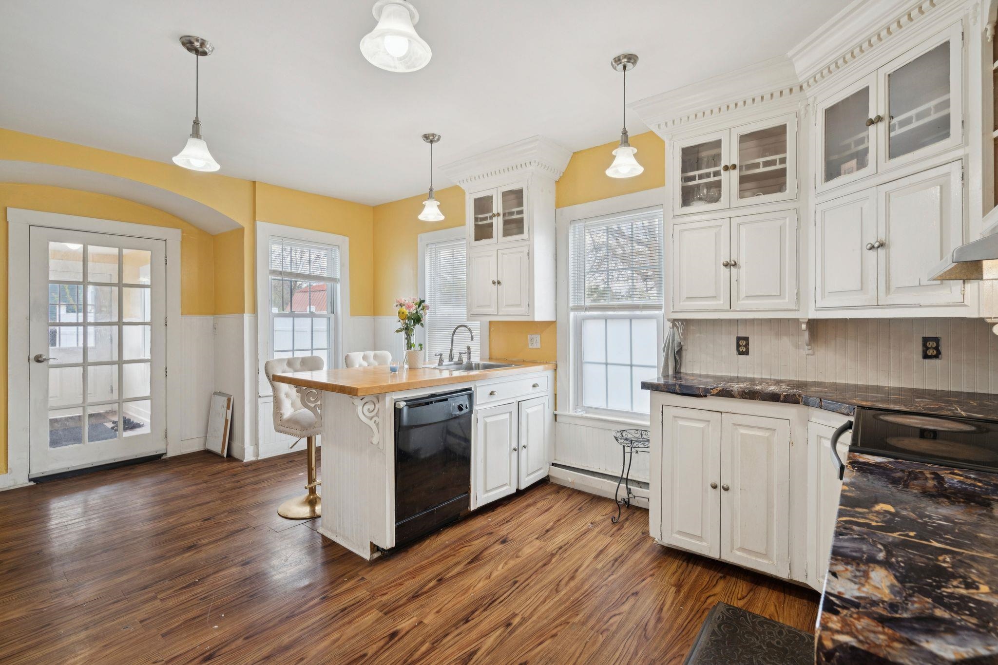 179 Pleasant Street