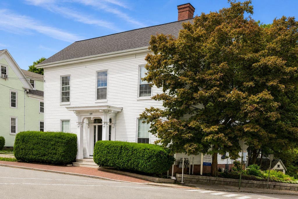 Photo of 649 State Street #A, Portsmouth, NH 03801 (MLS # 5104052)
