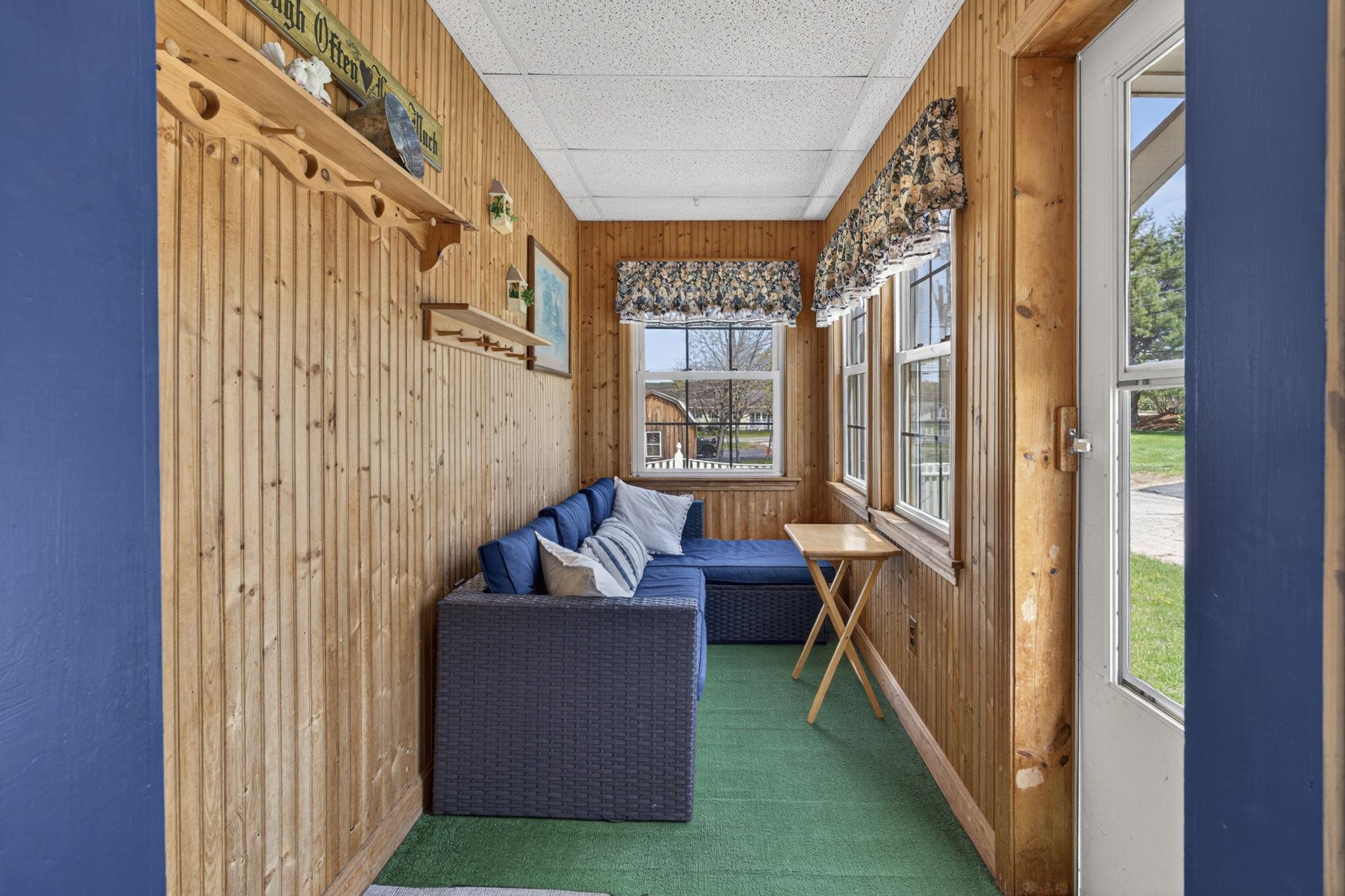 16 Montgomery Drive