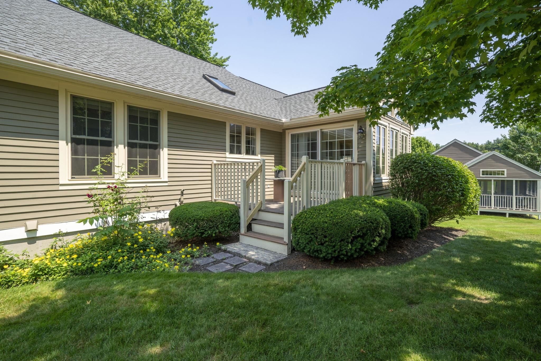 16 Spyglass point Circle