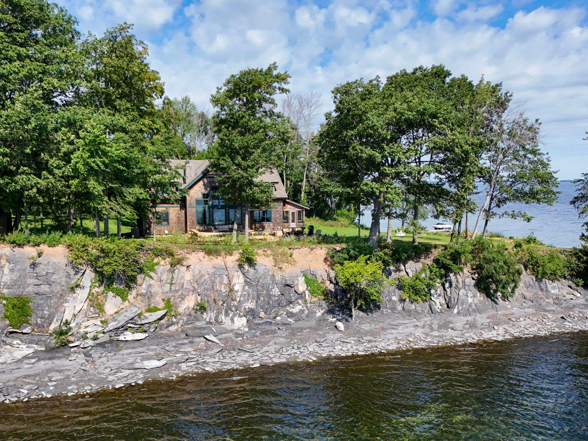 124 East Shore North