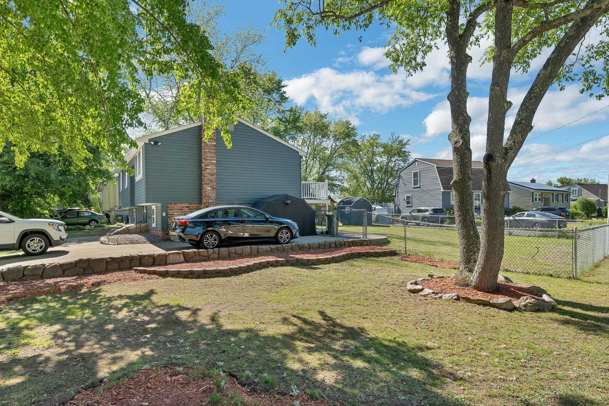 380 Mystic Street
