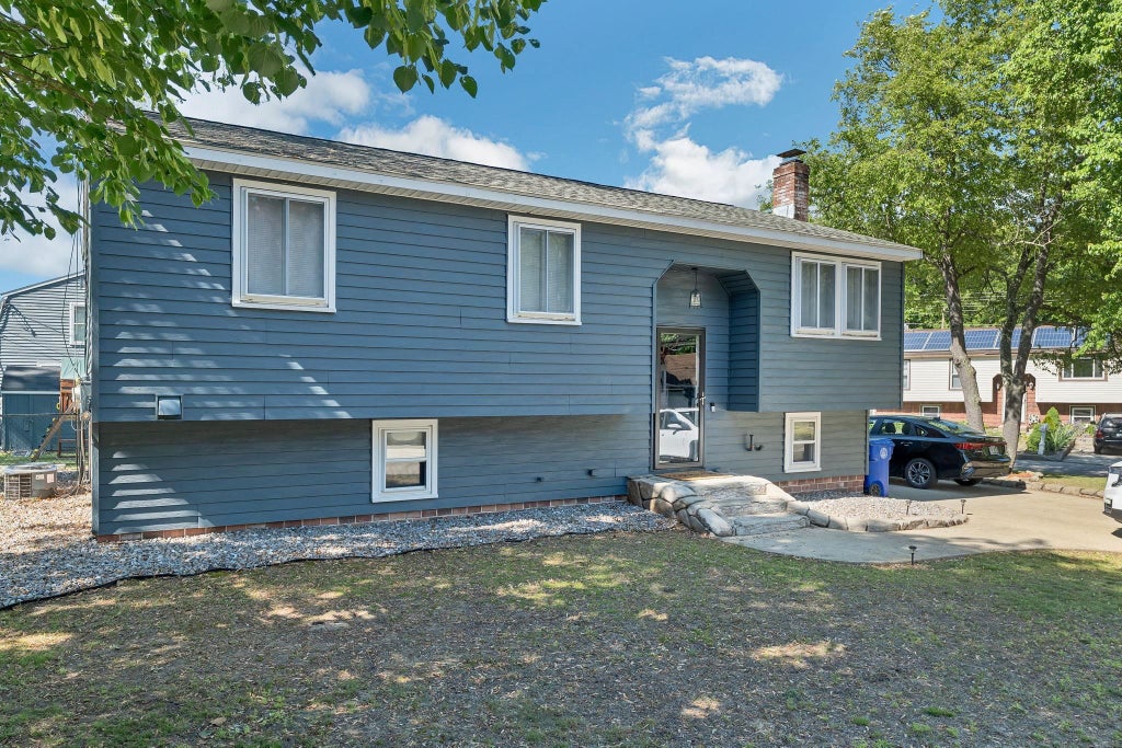 Photo of 380 Mystic Street, Manchester, NH 03103 (MLS # 5093551)