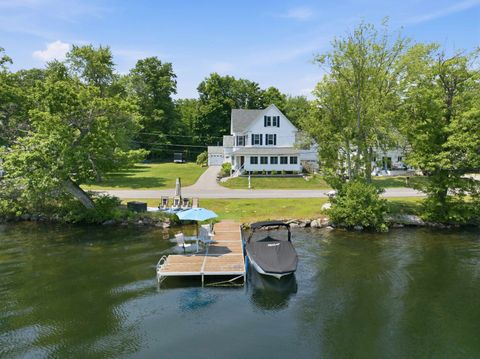 Photo of 68 Edgewater Avenue, Laconia, NH 03246 (MLS # 5098021)