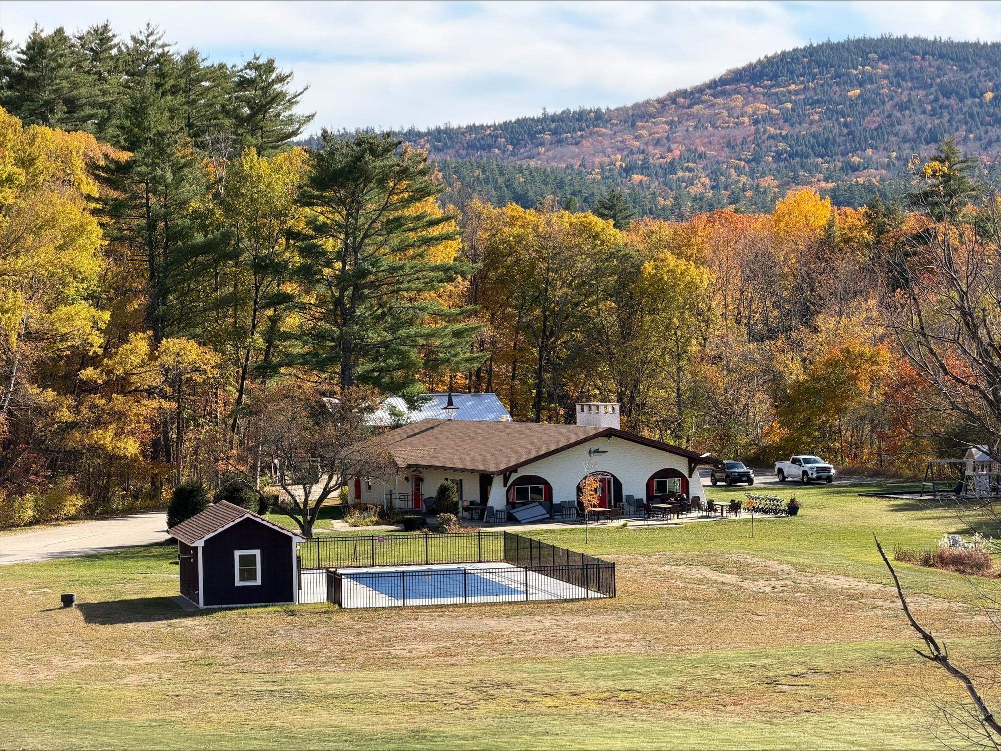 48 Linderhof Golf Course Road 1