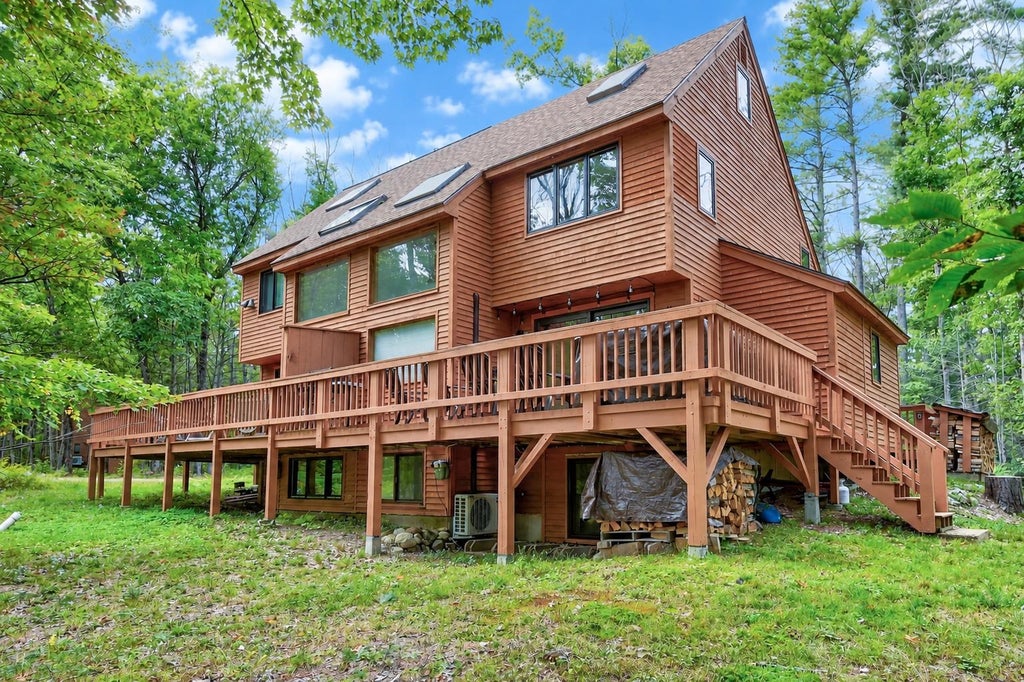 Photo of 27 Abbey Lane #8, Conway, NH 03860 (MLS # 5113770)