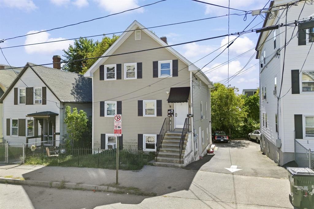 383 Manchester Street