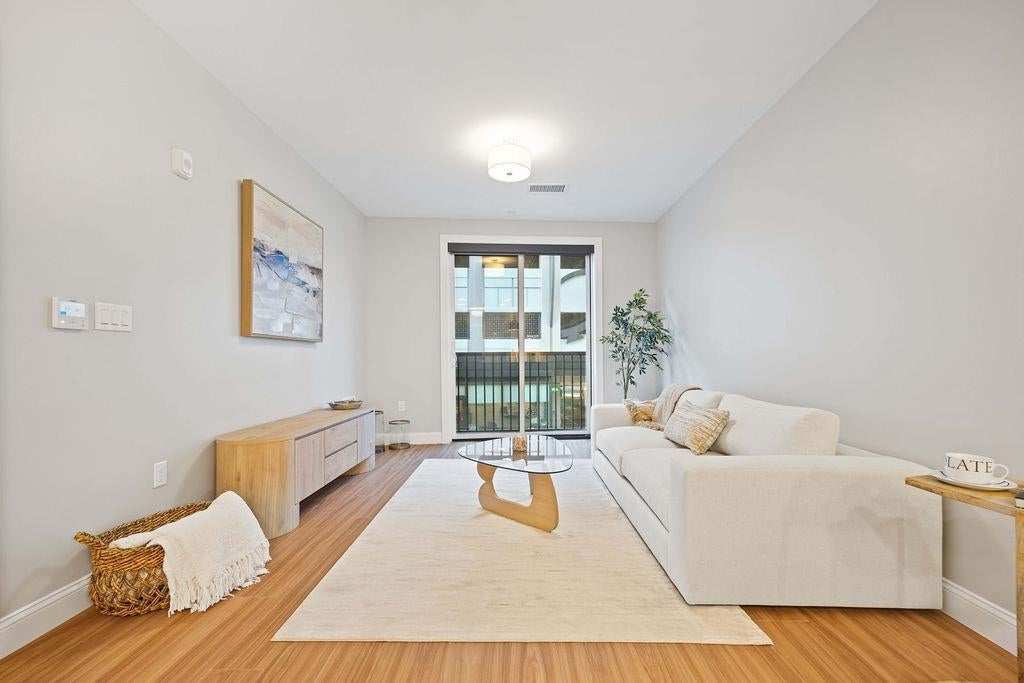 Photo of 99 Foundry Place #206, Portsmouth, NH 03801 (MLS # 5094472)