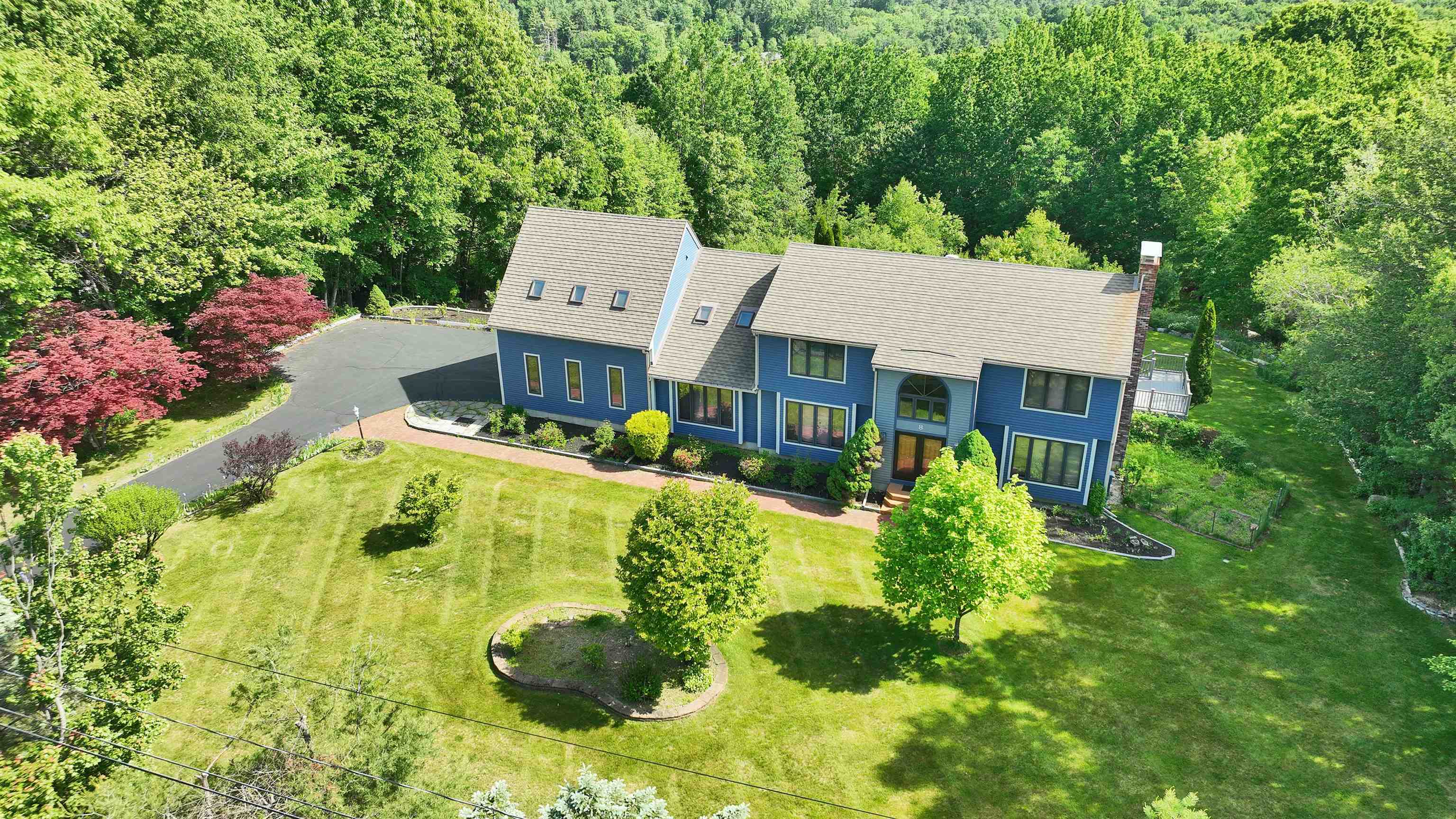 8 Longview Drive