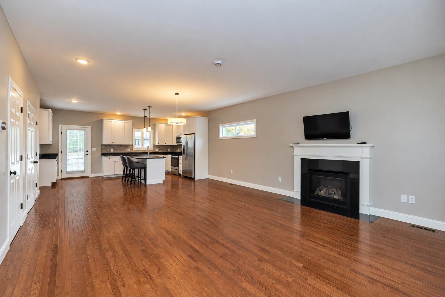 10 Dunstable Circle 96