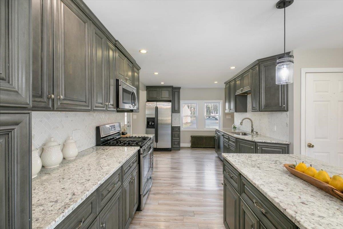60 Town Farm Road