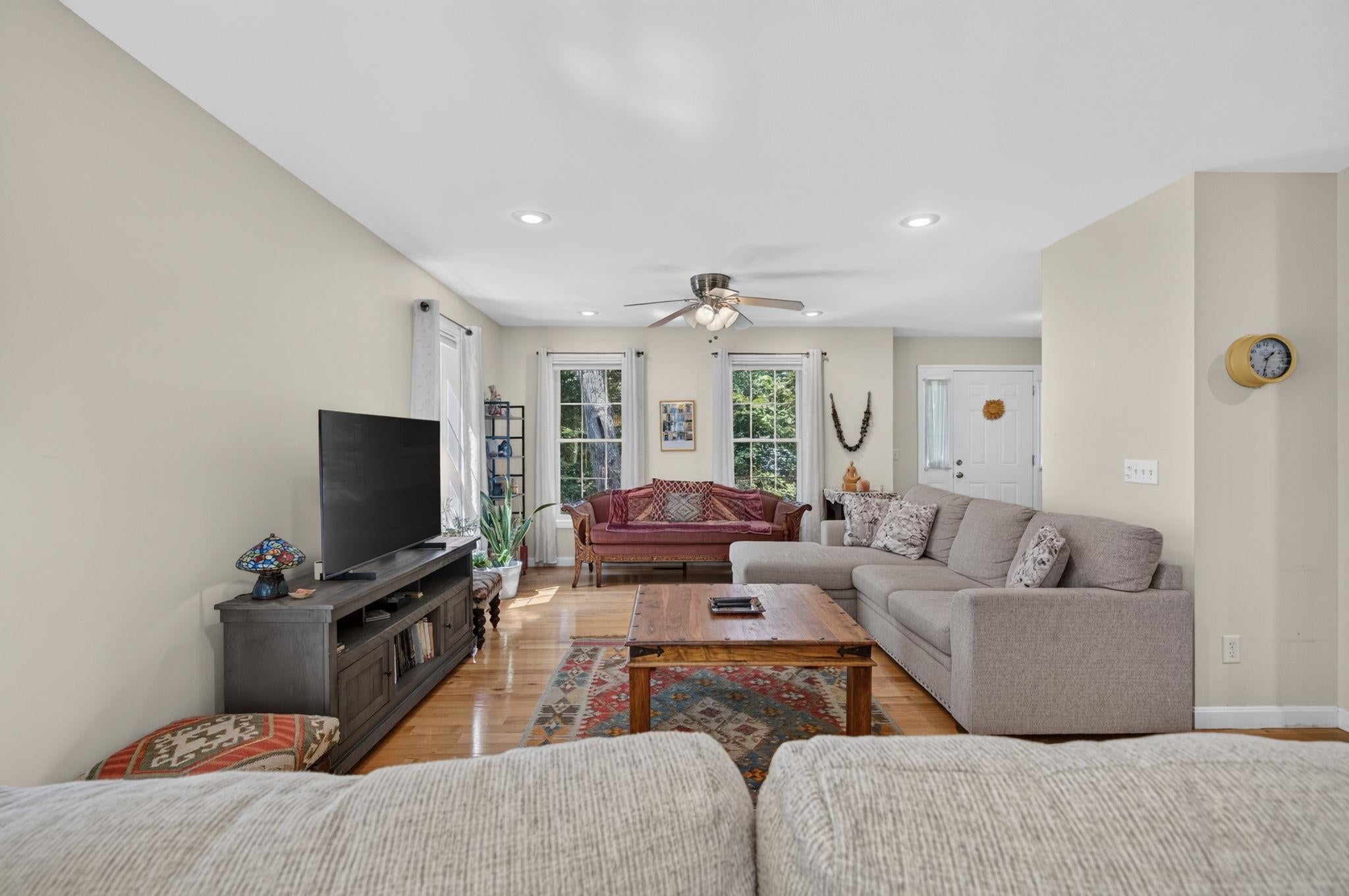 14 Holton Circle