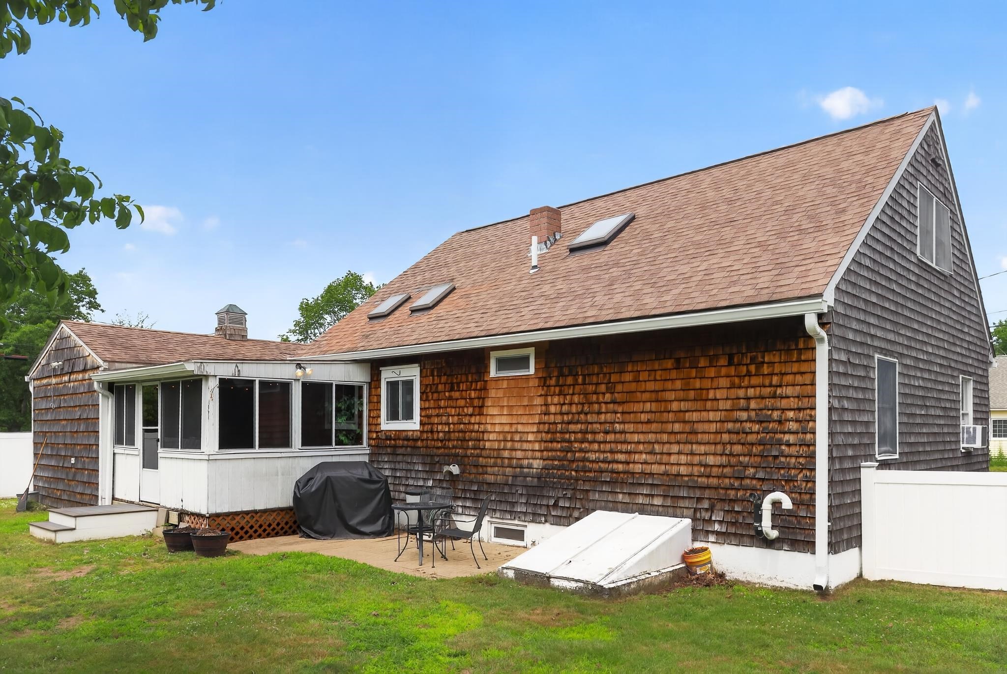 1 Scammon Lane