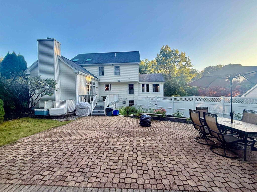 Photo of 125 Tennyson Drive, Manchester, NH 03104 (MLS # 5111049)