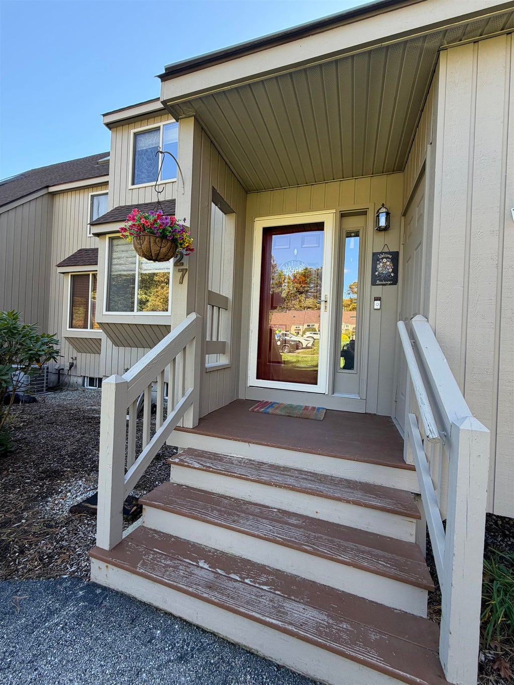 Photo of 27 suffolk Court #168, Bedford, NH 03110 (MLS # 5114887)